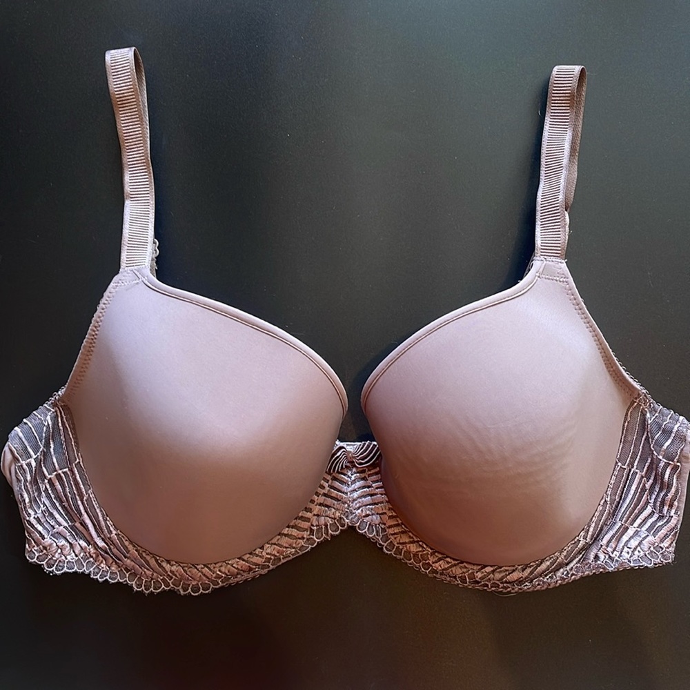Wacoal La Femme Contour Bra 853117